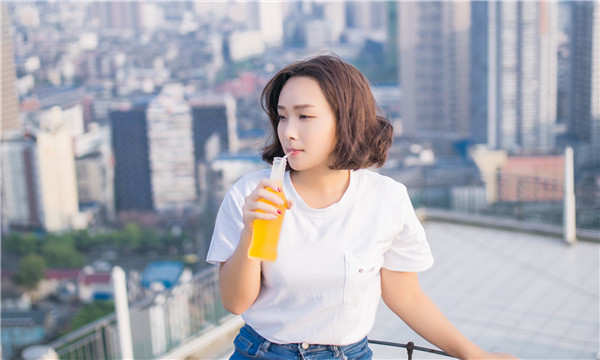 萨嘎关于试管代生助孕多少钱的详尽分析与指导