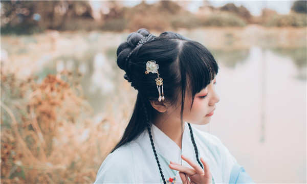 萨嘎在寻找合适的三代试管助孕医院时，你可能会有很多疑问，尤其是作为不孕不育患者的家庭，如何能顺利代怀生子成了重中之重的问题。根据《2025年中国不孕不育调查报告》，中国的育龄夫妇不孕不育率已上升至12.5%-18.2%，患者人数约为5000万至6060万，说明这个问题愈发严重。
